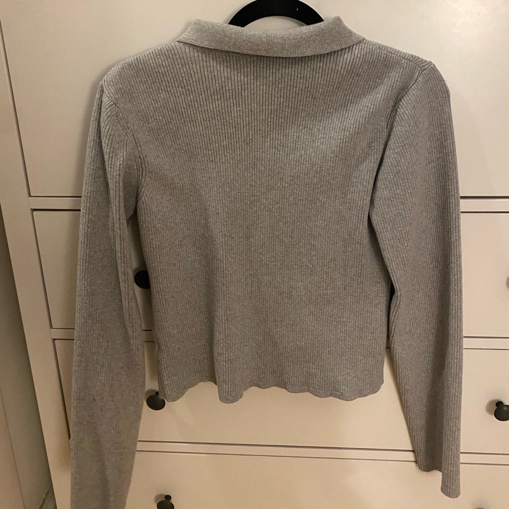 Gray Ribbed Zip-Up Jacket - image 7